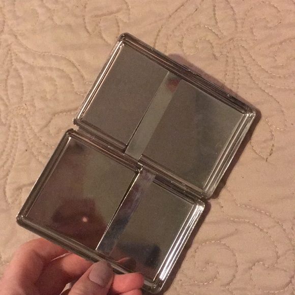 Card holder - Picture 2 of 2